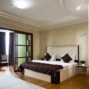 Отель 5